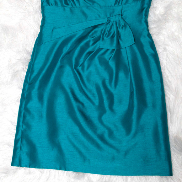 TAHARI, teal, sleeveless cocktail dress 14p (fits like 10/12) - Picture 2 of 6